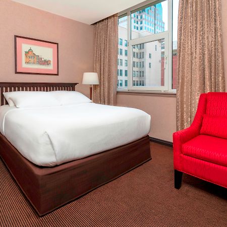 Ramada Limited Downtown Ванкувър Екстериор снимка